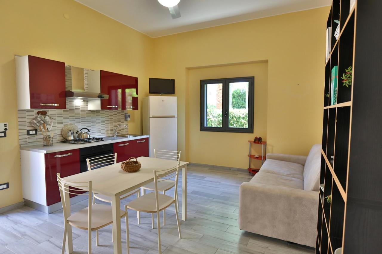 Re Sole La Dependance - Casa Vacanza M E R C U R I O Avola Εξωτερικό φωτογραφία