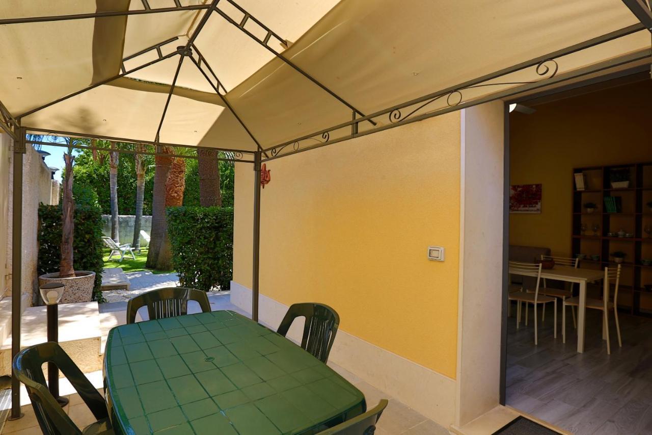 Re Sole La Dependance - Casa Vacanza M E R C U R I O Avola Εξωτερικό φωτογραφία
