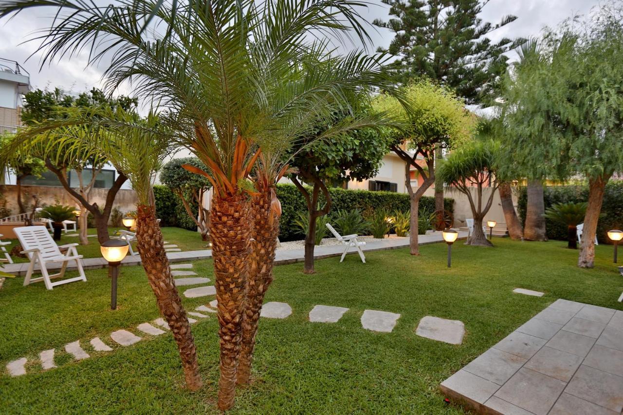 Re Sole La Dependance - Casa Vacanza M E R C U R I O Avola Εξωτερικό φωτογραφία